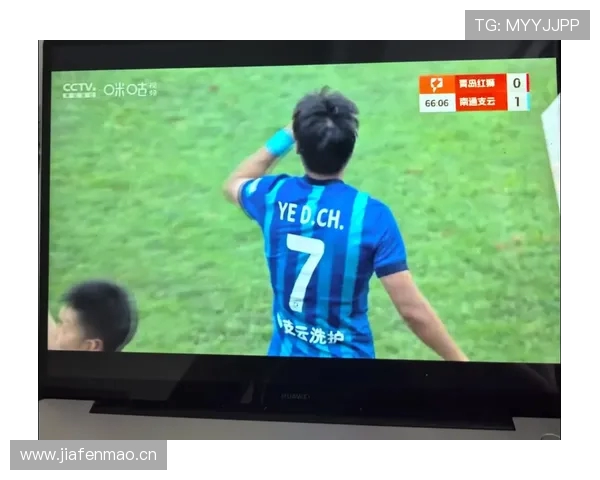 雷暴突袭比赛短暂停歇叶道驰梅开二度南通支云主场二比零完胜苏州东吴